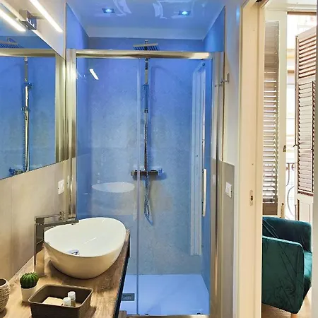 Dimora Carella Ai 5venti Maison d'hôtes 4*